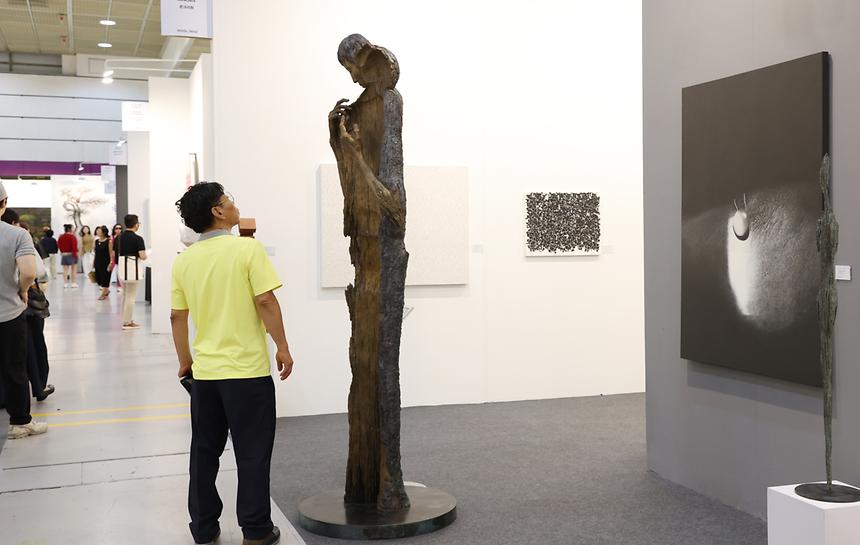 ‘키아프˙프리즈 서울 2025’ 개막 - 7