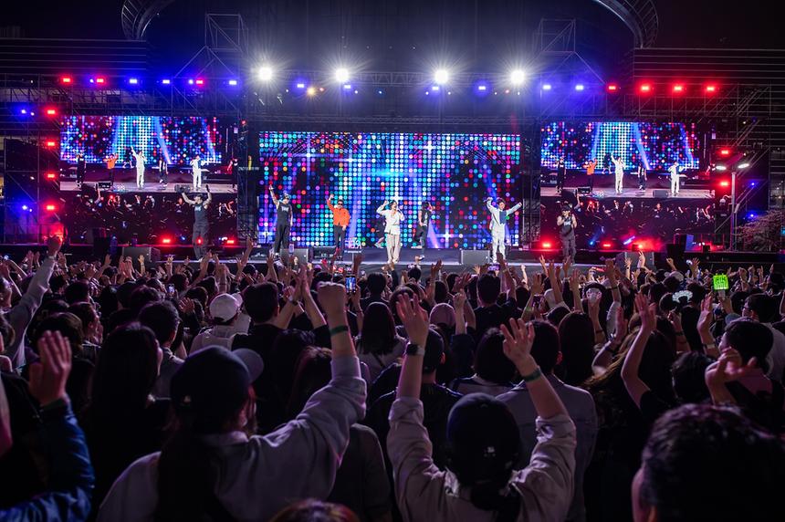 ‘HEY 강남 패밀리콘서트’ - 1