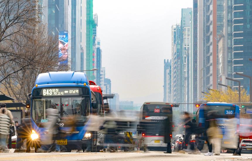 강남역 버스환승센터 - 9
