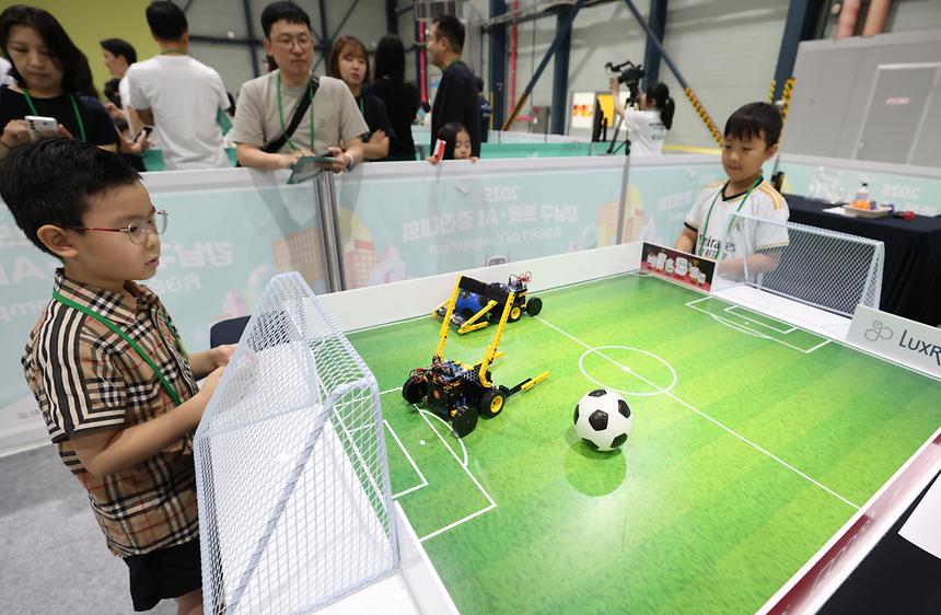 ‘2025 강남구 로봇·AI 경진대회’ 개최 - 10