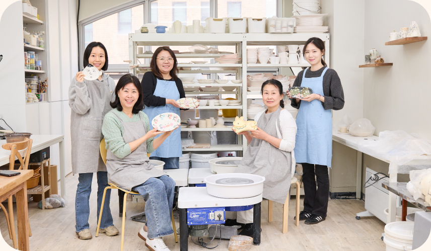 왼쪽부터 이화연, 김명희, 김혜련, 강은애, 오하눌 님