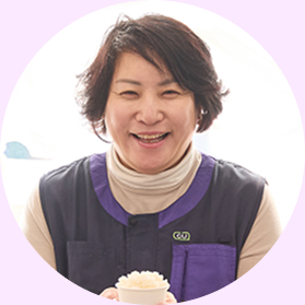 편의점 손님들에게 따뜻한 밥을 무료로 제공하는 이시원 사장