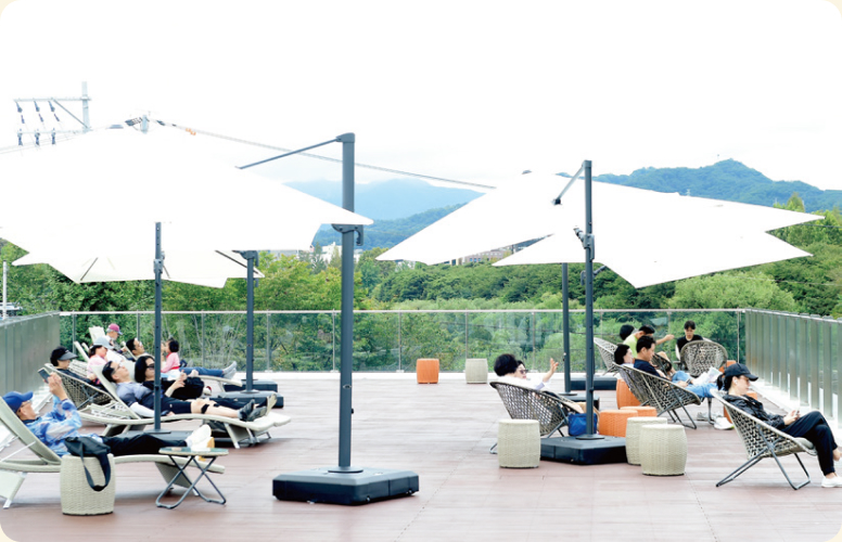 양재천 수변문화쉼터에서 힐링해요