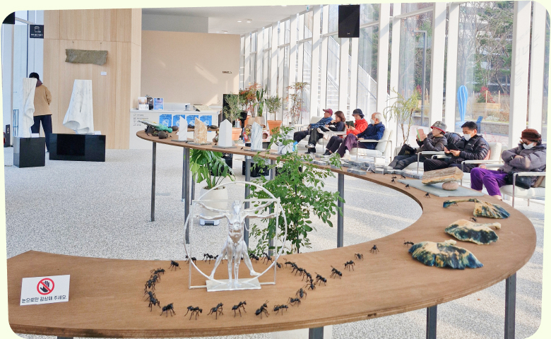 양재천 수변문화쉼터에서 놀멍쉬멍해요