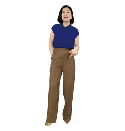 로열 블루 & 브라운 패션 피플 같은 세련된 코디