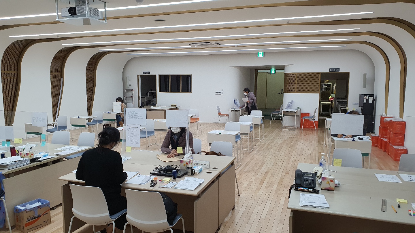 “창구 혼잡 막자” 강남구소상공인경영지원금 접수창구 확대