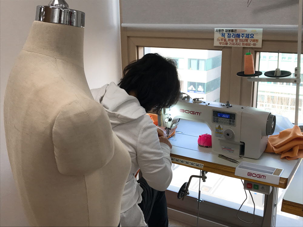 꽃샘추위 물리치는 테일러드코트 만들기