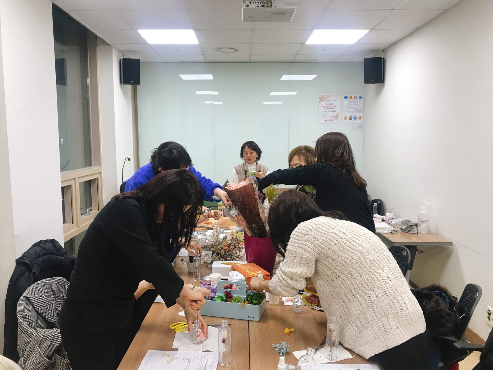 [직장인을 위한 워라벨클래스]프리저브드플라워로 힐링하기