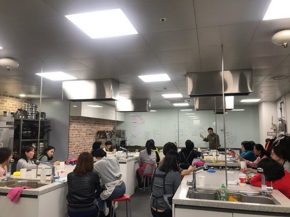 연말파티를 위한 케이크