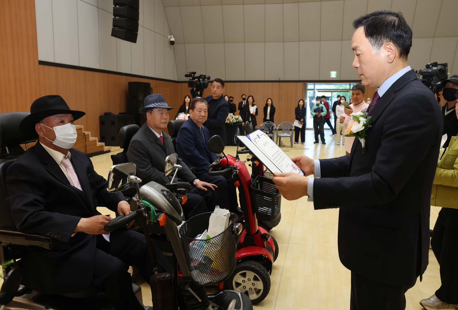 ‘장애인의 날’ 축하