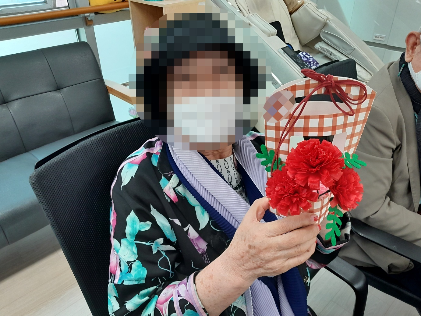 KakaoTalk_20250508_155157578_03.jpg