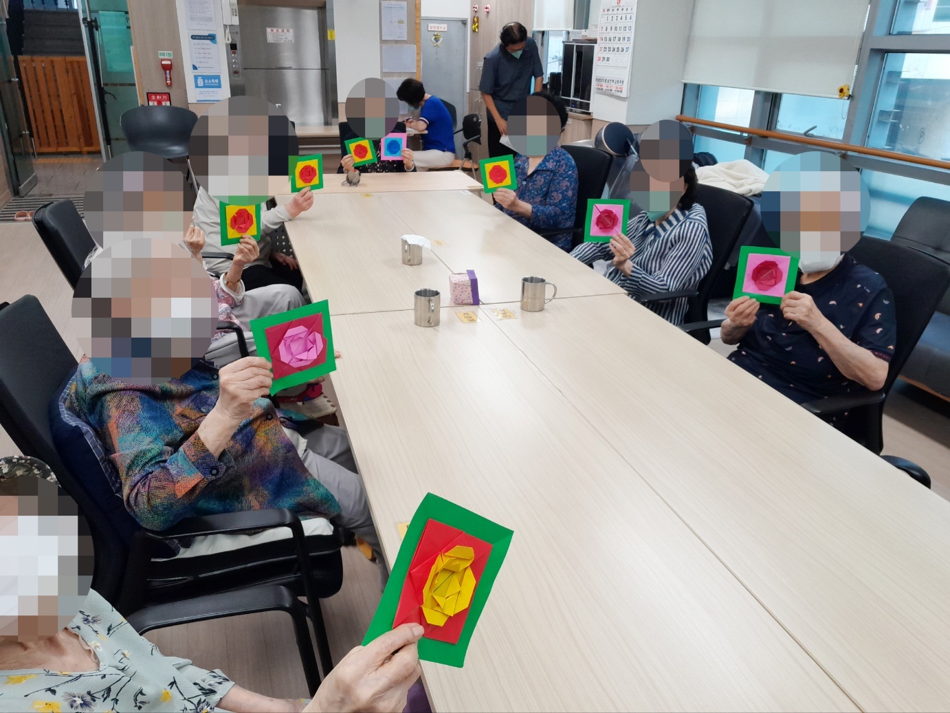 9.5. 종이접기.jpg