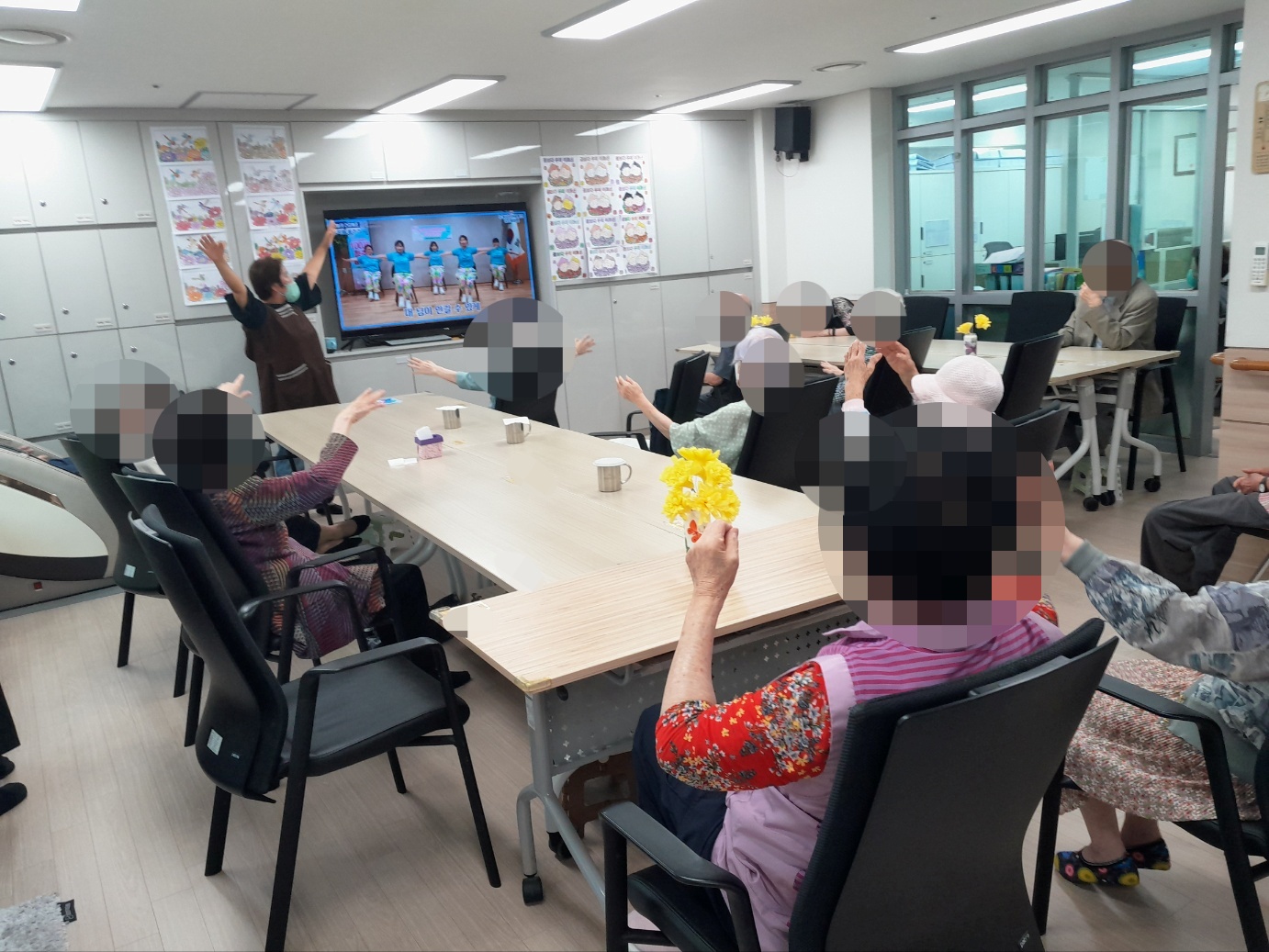 9.15. 치매예방체조.jpg