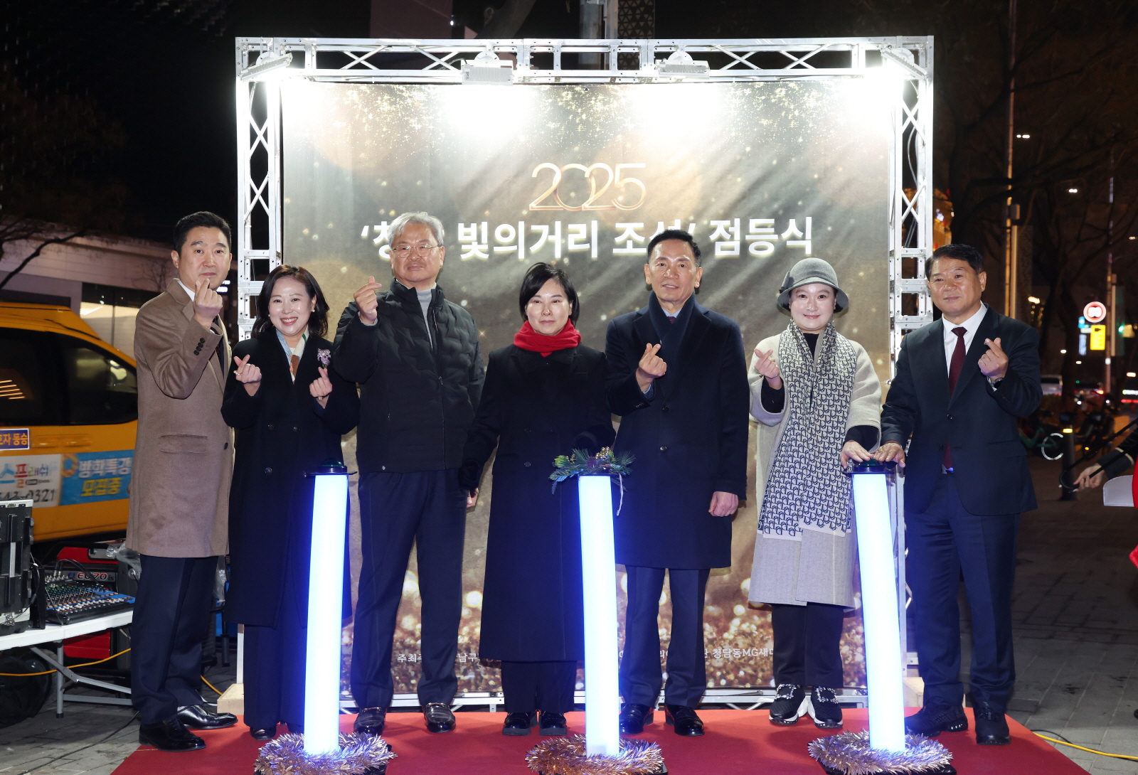 보석처럼 빛나는 ‘청담동 빛의 거리’