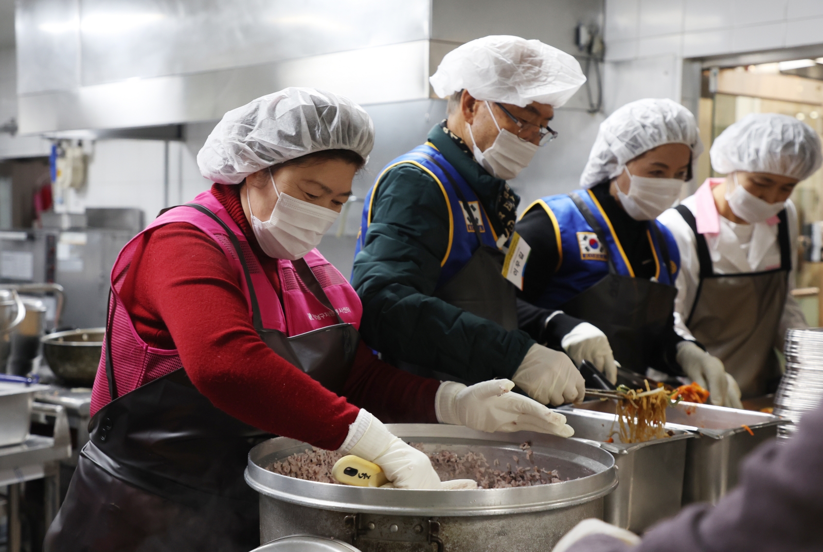 ‘설맞이 떡국 나눔’