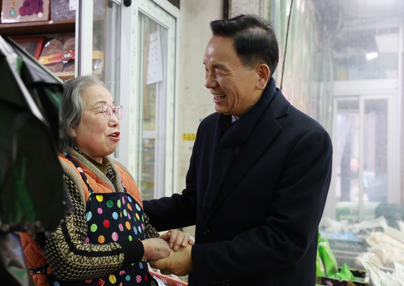 전통시장서 설 명절 장보기