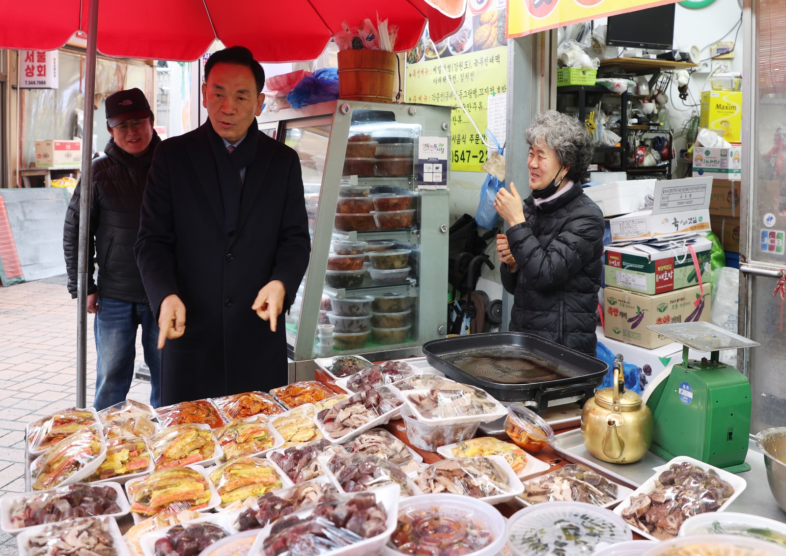 전통시장서 설 명절 장보기