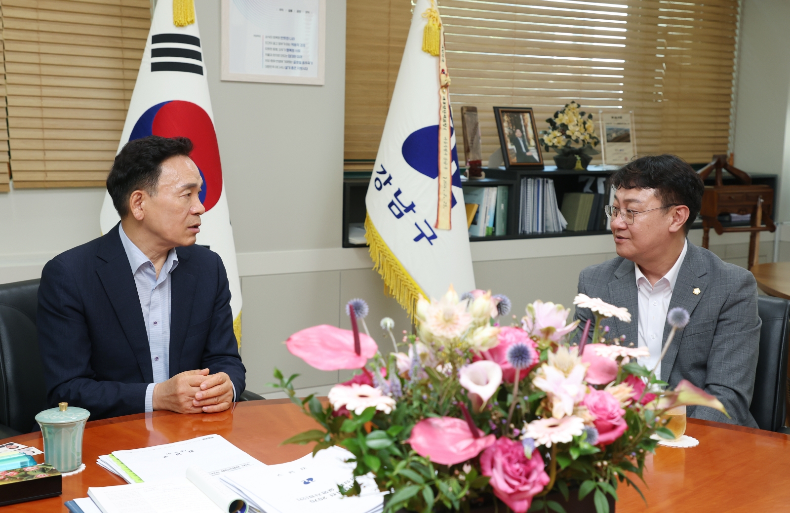 강화군의회, 강남구 방문