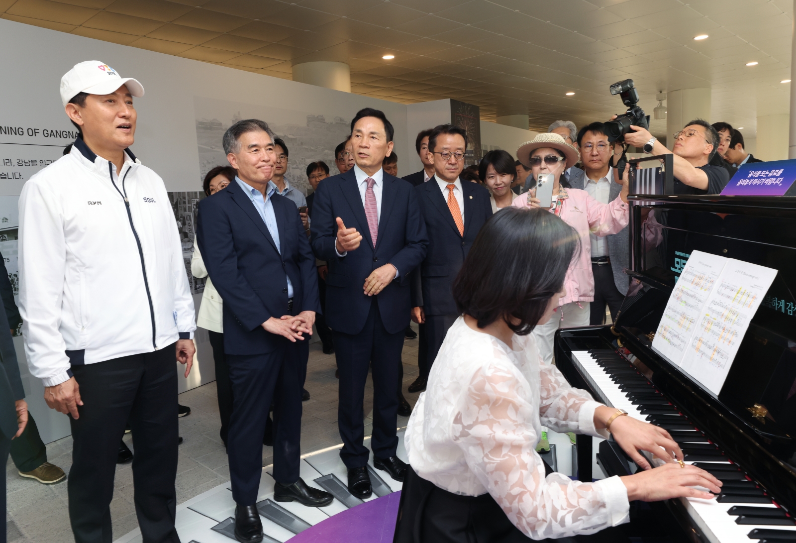 양재천 ‘수변문화쉼터’ 개관