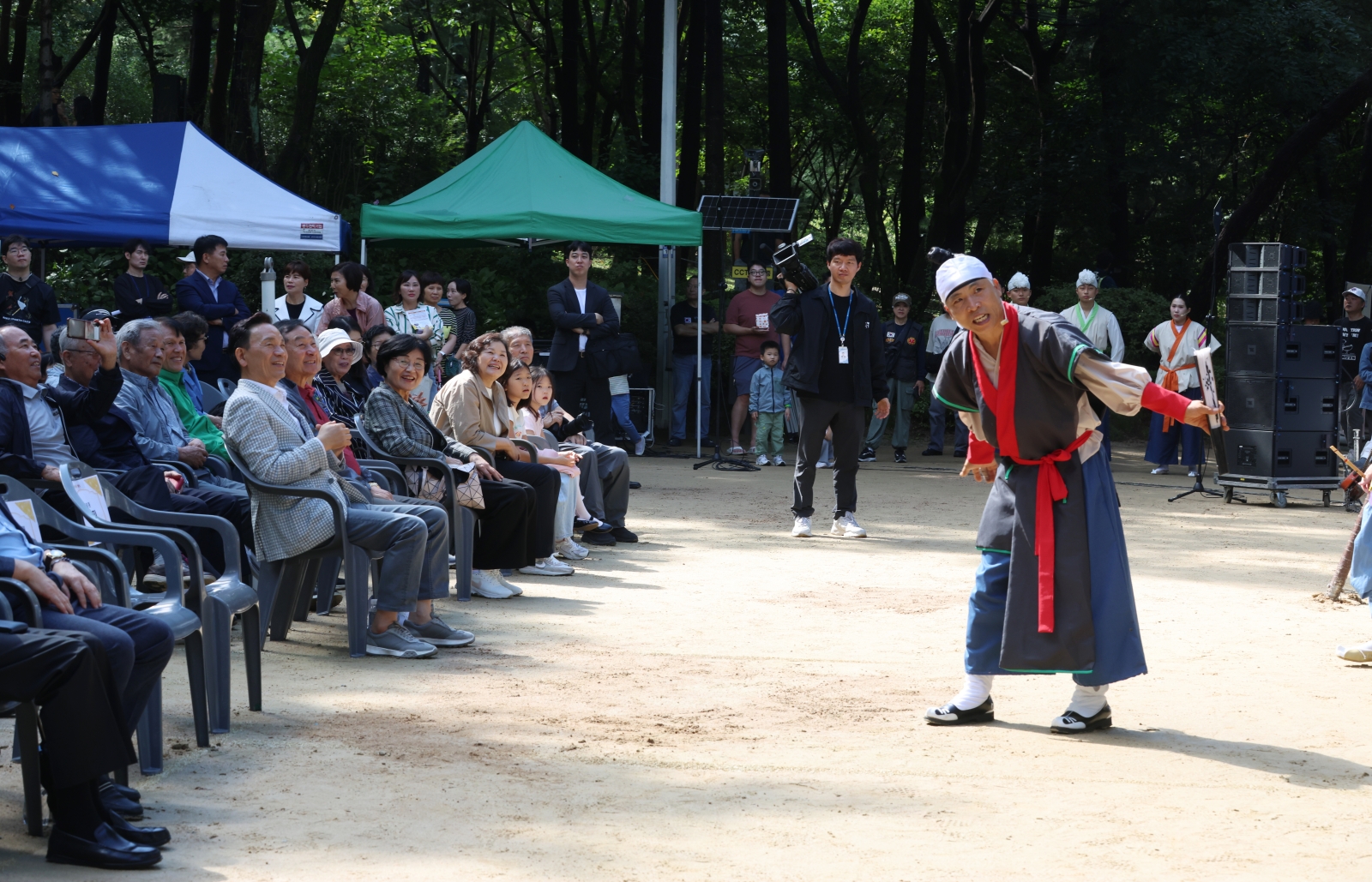 일원본동, 전통문화 공연 한마당