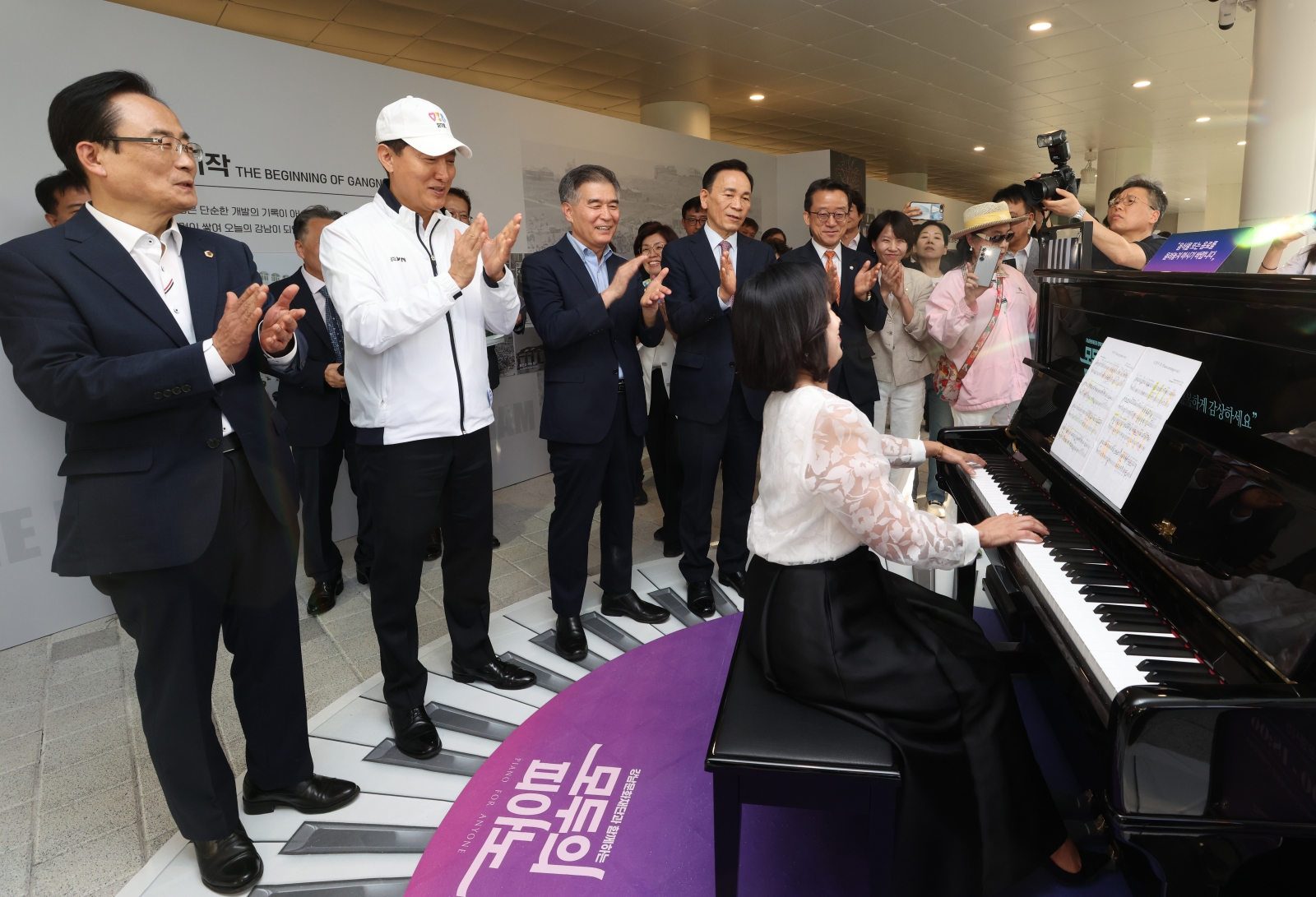 양재천 ‘수변문화쉼터’ 개관