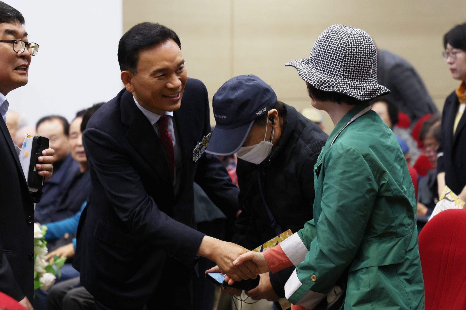 대치2동 경로잔치 ‘감사합니다. 그리고 사랑합니다’