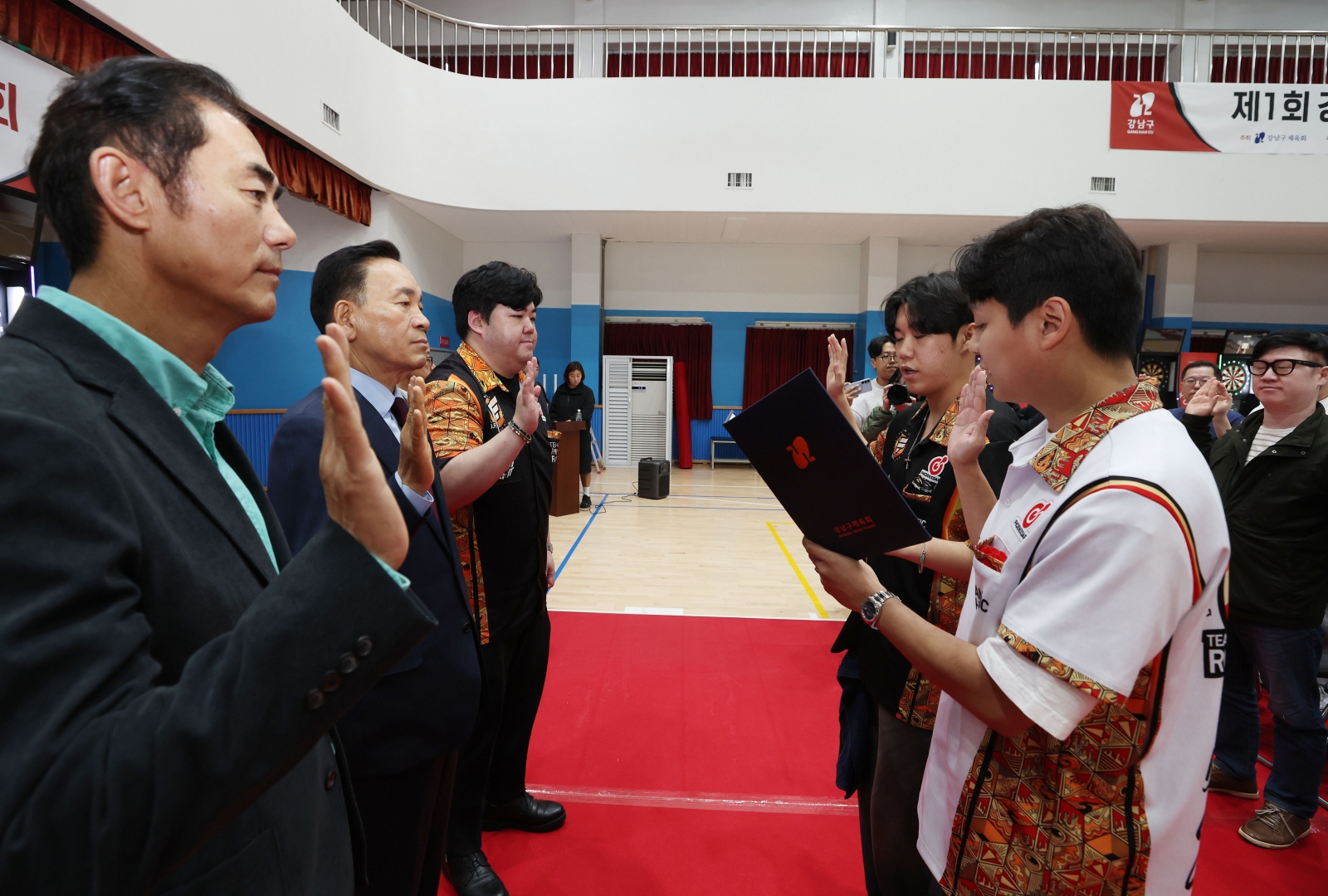 ‘제1회 강남구청장배 소프트다트대회’ 