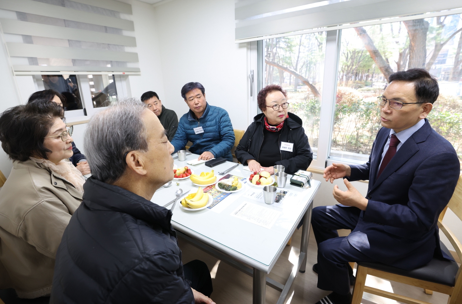 대청경로당 배식 봉사