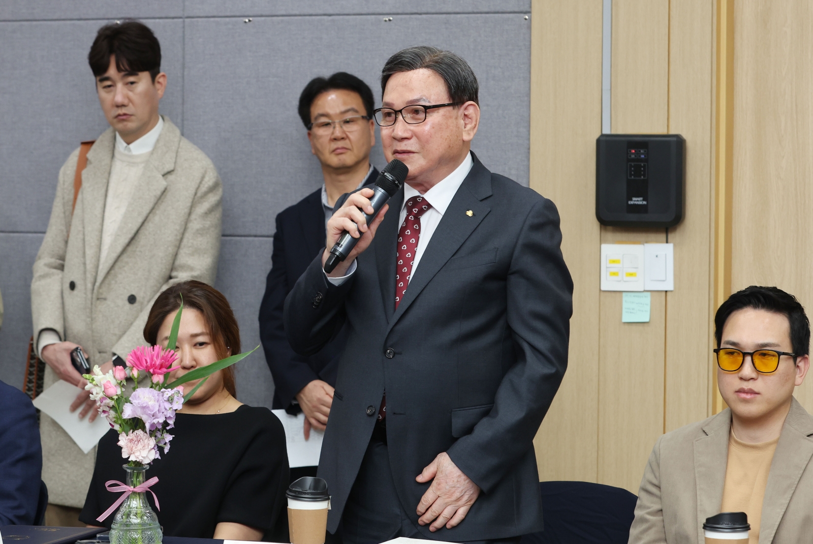 ‘따뜻한 겨울나기’ 감사장 수여식