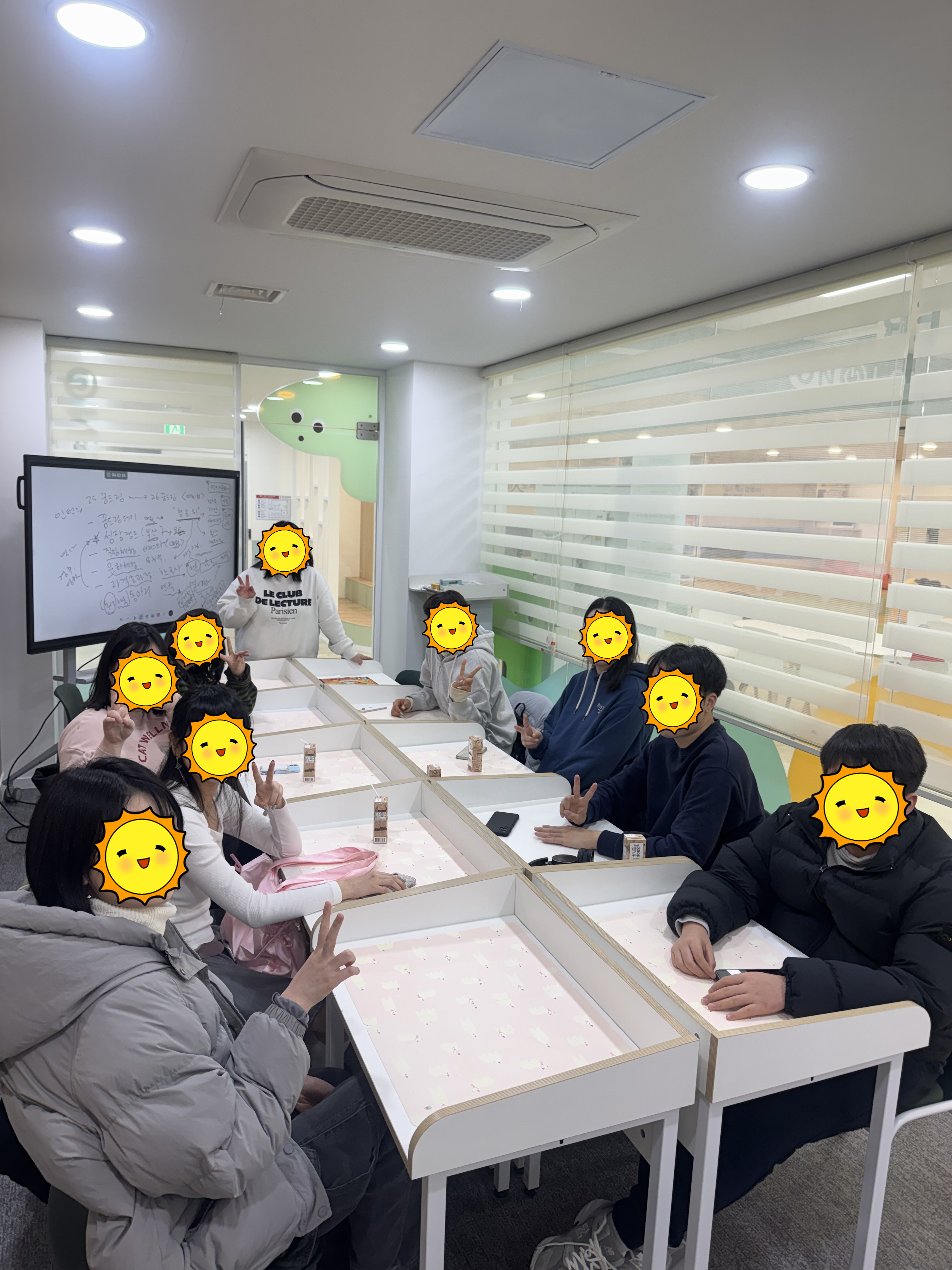 [꾸미기]KakaoTalk_20260518_175828253.jpg