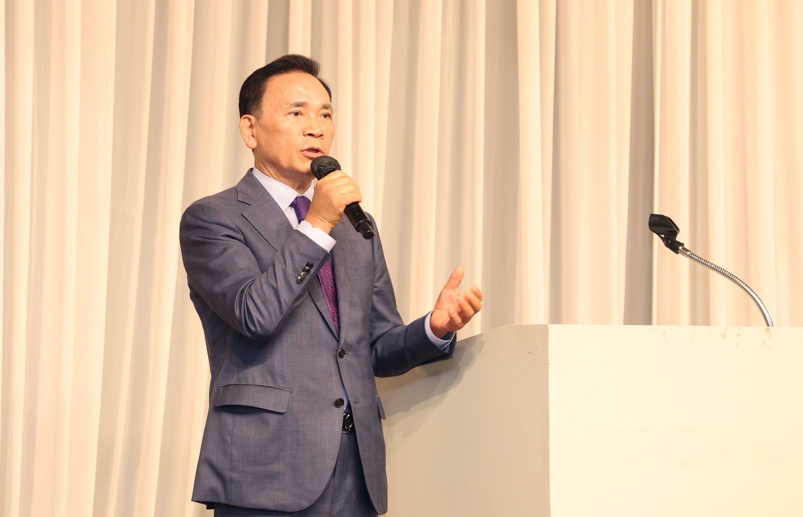 모범청소년 표창 및 장학금 전달
