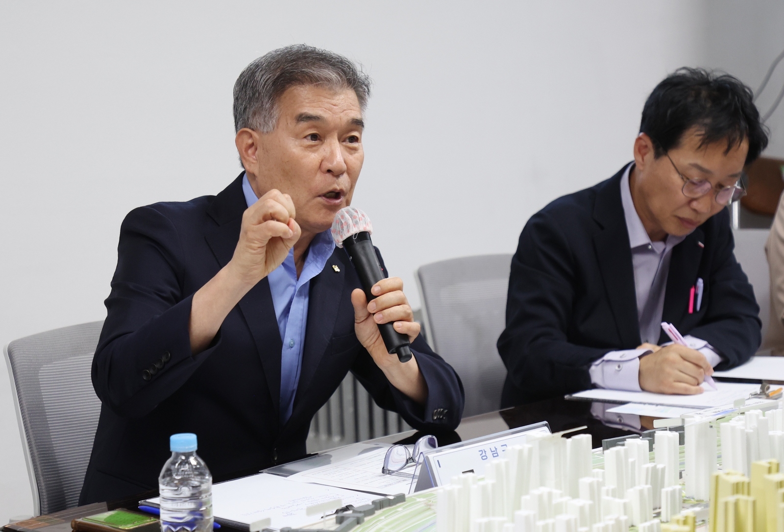 대치·도곡 8개 단지 재건축 현장 간담회