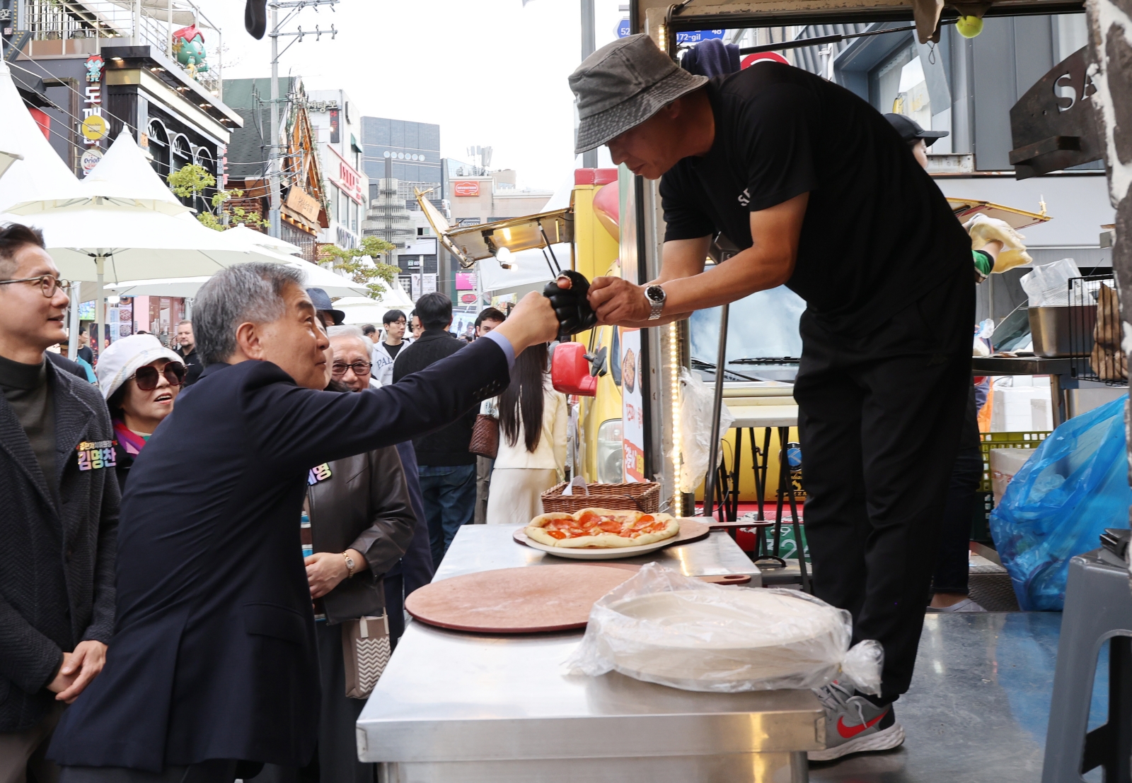 세계 음식과 음악을 즐기는 ‘2026 압구정로데오 페스타’