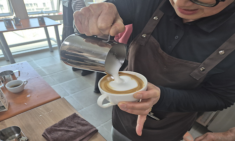 [노인일자리] 2026년 노인일자리 공동체사업단 마로니에 카페 직무교육 진행